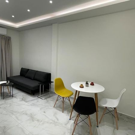 Luxury Apartment Next To Agias Sofias Tesalonika Bagian luar foto
